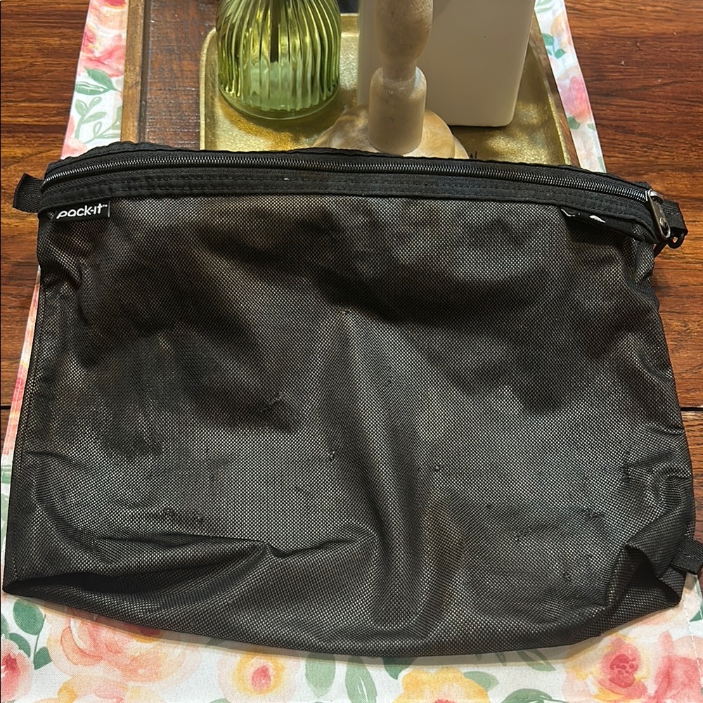 Eagle Creek Reveal Black Men's Pack-it Bag